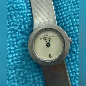 Kenneth Cole | Accessories | Vintage Nwt Kenneth Cole Ny  display picture 1